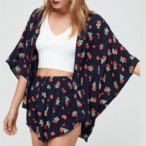 Aritzia Sunday Best Cosima Kimono Navy Floral Strawberry Kimono